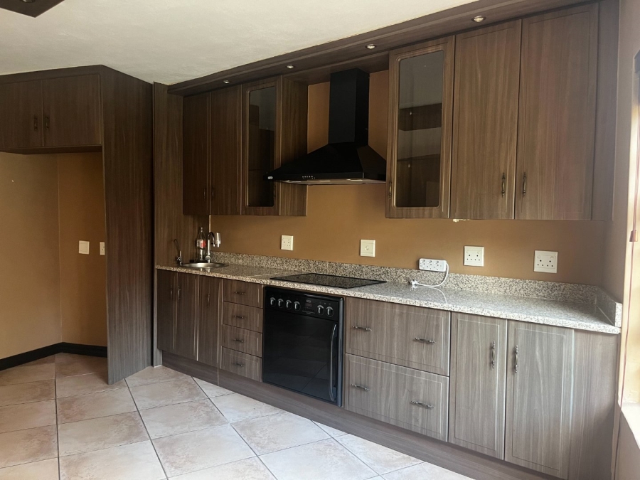 4 Bedroom Property for Sale in Melodie North West
